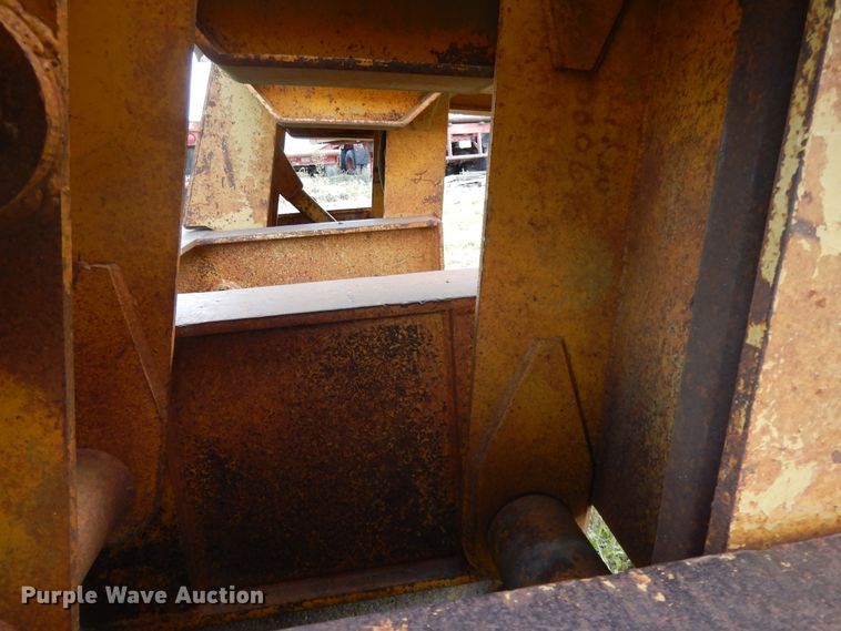 image for item DE5729 1980 Load Craft L3-40-SFC equipment trailer