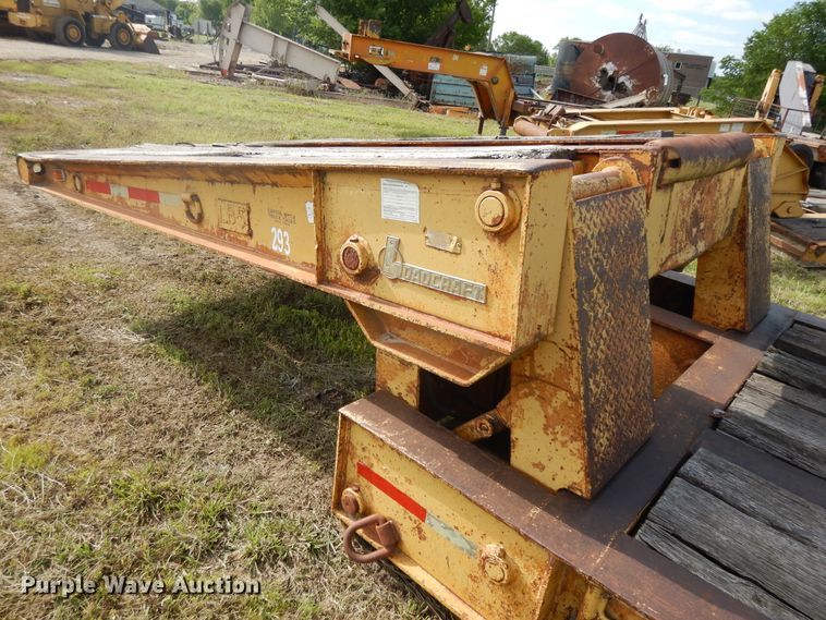 image for item DE5729 1980 Load Craft L3-40-SFC equipment trailer