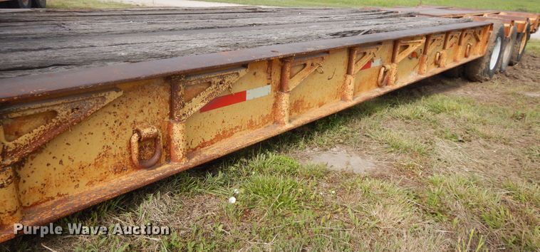 image for item DE5729 1980 Load Craft L3-40-SFC equipment trailer