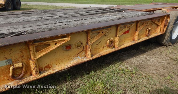 image for item DE5729 1980 Load Craft L3-40-SFC equipment trailer