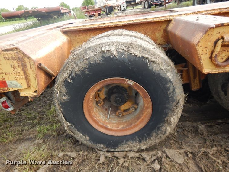 image for item DE5729 1980 Load Craft L3-40-SFC equipment trailer