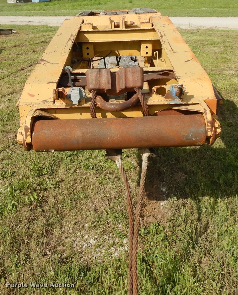 image for item DE5730 1961 Lacrosse RG-26-35 lowboy equipment trailer