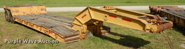 image for item DE5730 1961 Lacrosse RG-26-35 lowboy equipment trailer