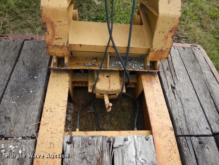 image for item DE5730 1961 Lacrosse RG-26-35 lowboy equipment trailer