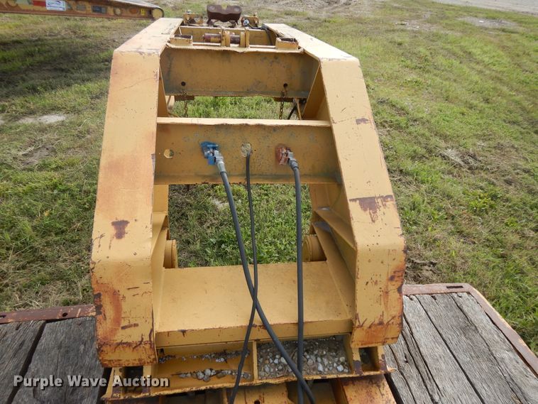 image for item DE5730 1961 Lacrosse RG-26-35 lowboy equipment trailer