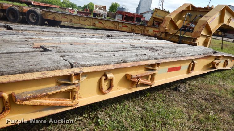 image for item DE5730 1961 Lacrosse RG-26-35 lowboy equipment trailer