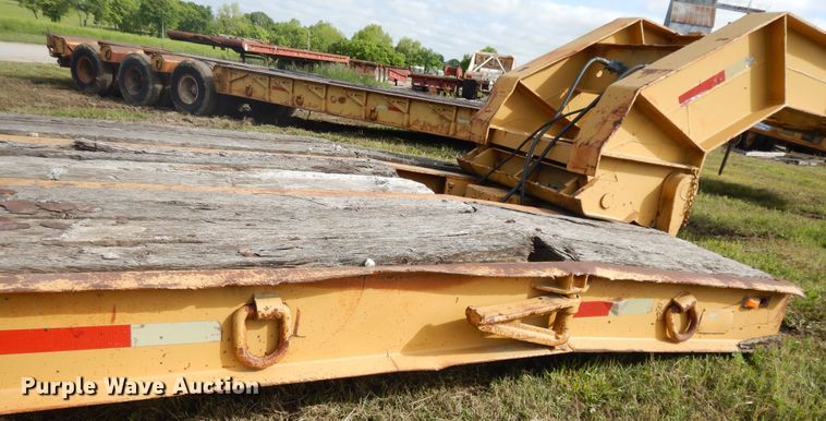 image for item DE5730 1961 Lacrosse RG-26-35 lowboy equipment trailer