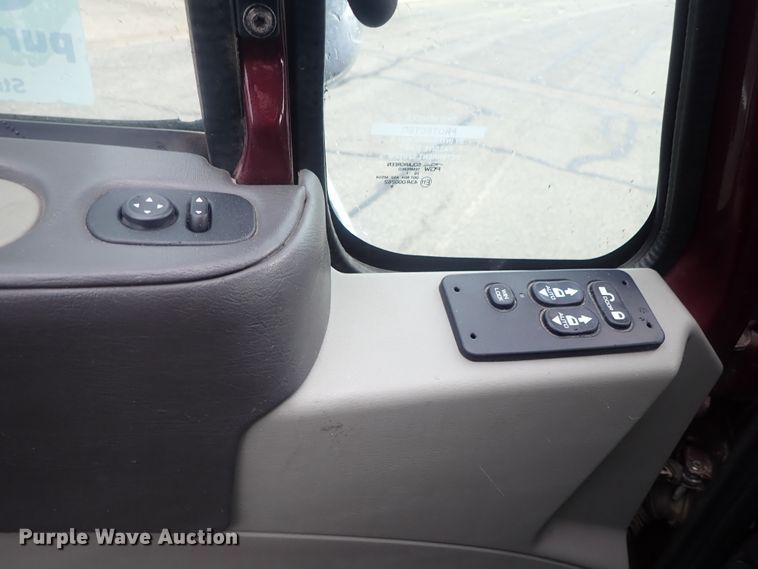 image for item DG3183 2012 International ProStar semi truck