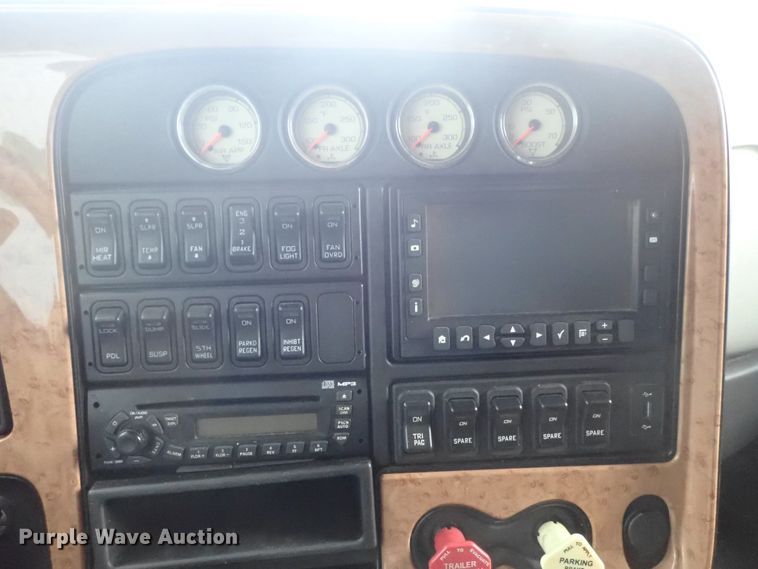 image for item DG3183 2012 International ProStar semi truck