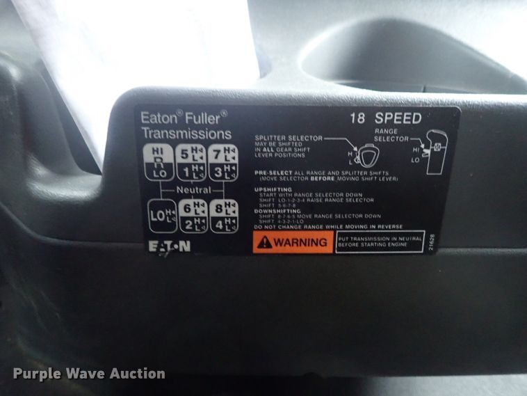 image for item DG3183 2012 International ProStar semi truck