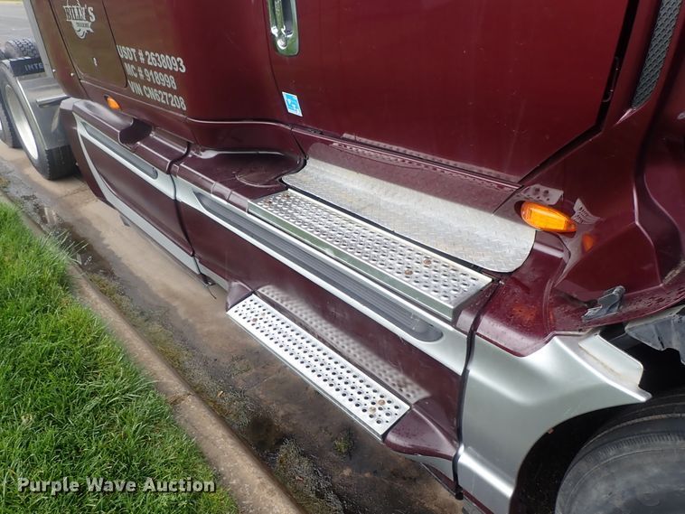 image for item DG3183 2012 International ProStar semi truck