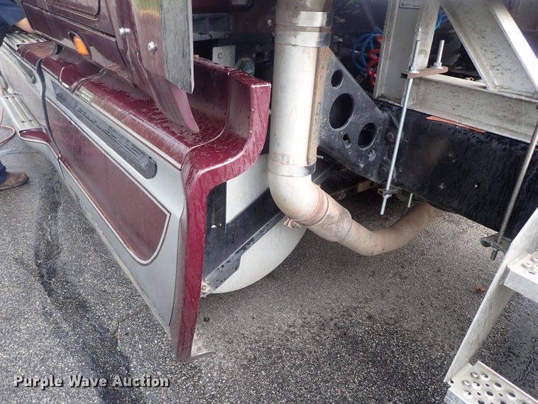 image for item DG3183 2012 International ProStar semi truck