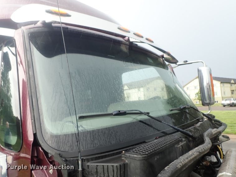 image for item DG3183 2012 International ProStar semi truck