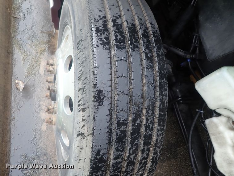 image for item DG3183 2012 International ProStar semi truck