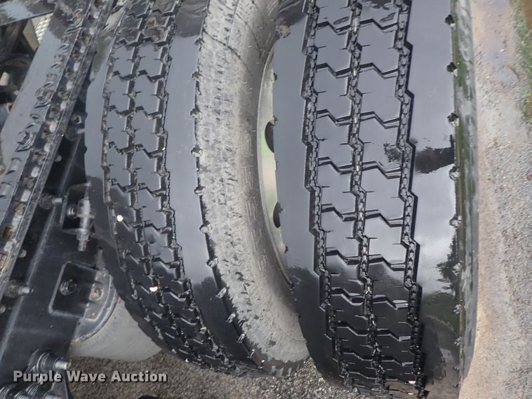 image for item DG3183 2012 International ProStar semi truck