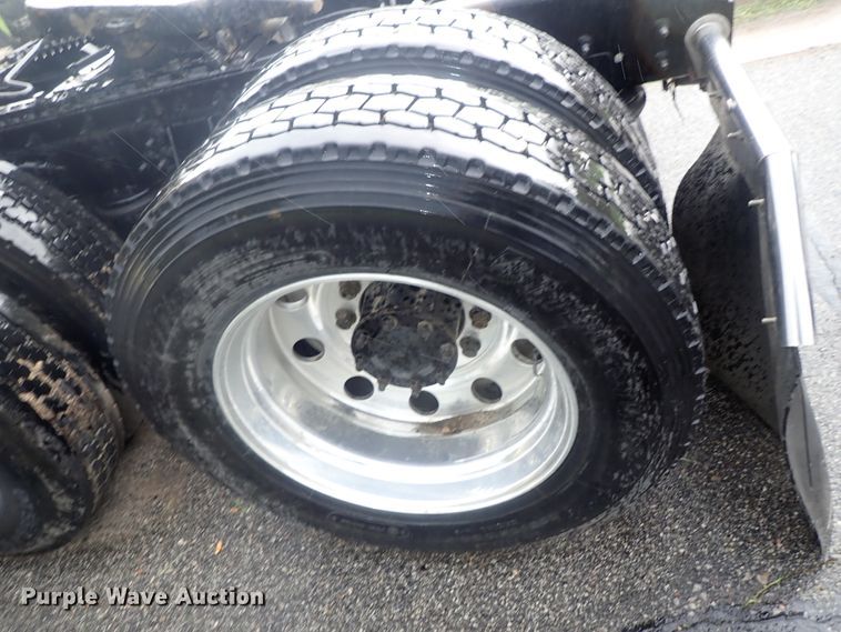 image for item DG3183 2012 International ProStar semi truck