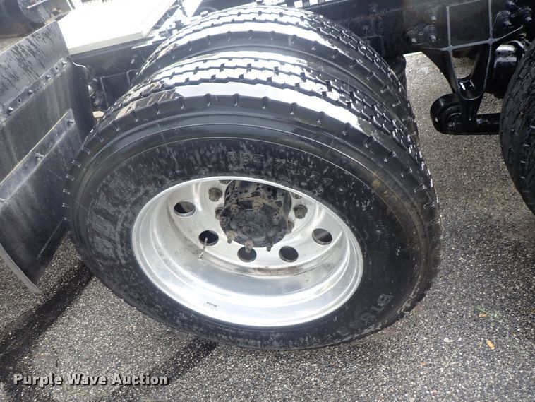 image for item DG3183 2012 International ProStar semi truck