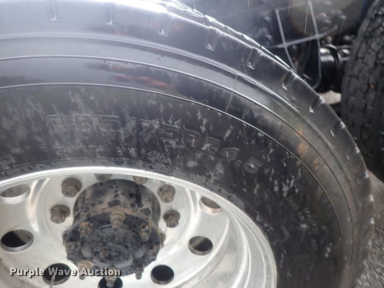 image for item DG3183 2012 International ProStar semi truck