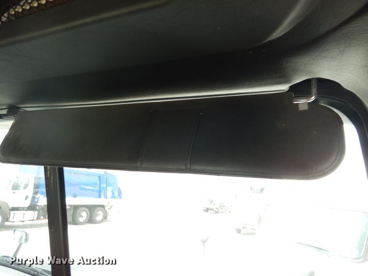 image for item DG6754 2014 Western Star 4900SB  semi truck