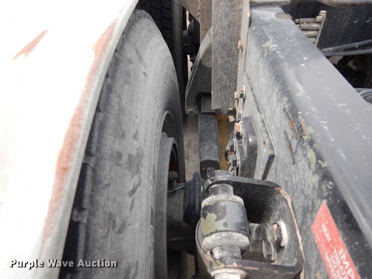 image for item DG6754 2014 Western Star 4900SB  semi truck