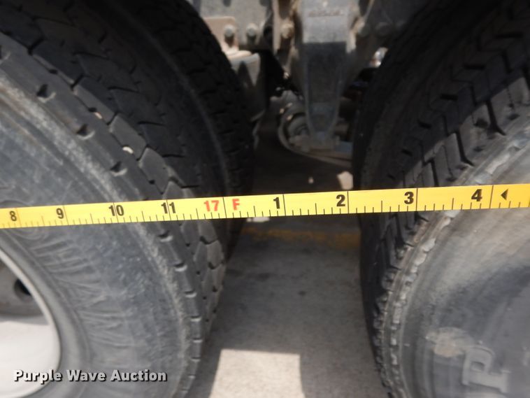 image for item DG6754 2014 Western Star 4900SB  semi truck