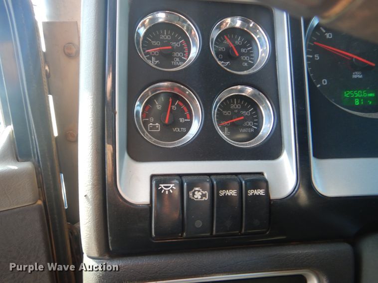 image for item DG8591 2012 Kenworth W900  semi truck