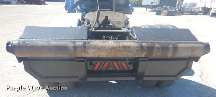 image for item DG8591 2012 Kenworth W900  semi truck