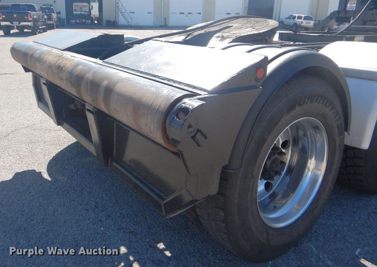 image for item DG8591 2012 Kenworth W900  semi truck