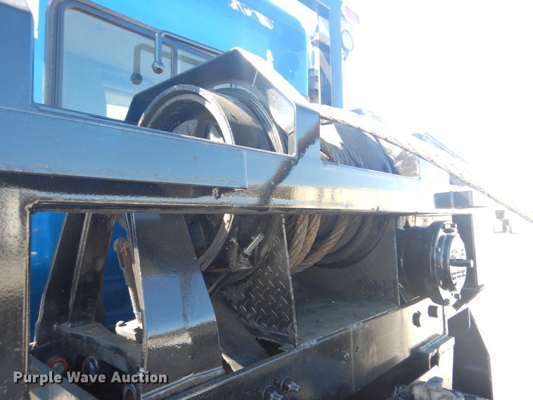 image for item DG8591 2012 Kenworth W900  semi truck