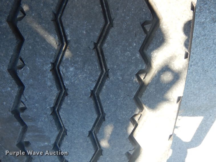 image for item DG8591 2012 Kenworth W900  semi truck