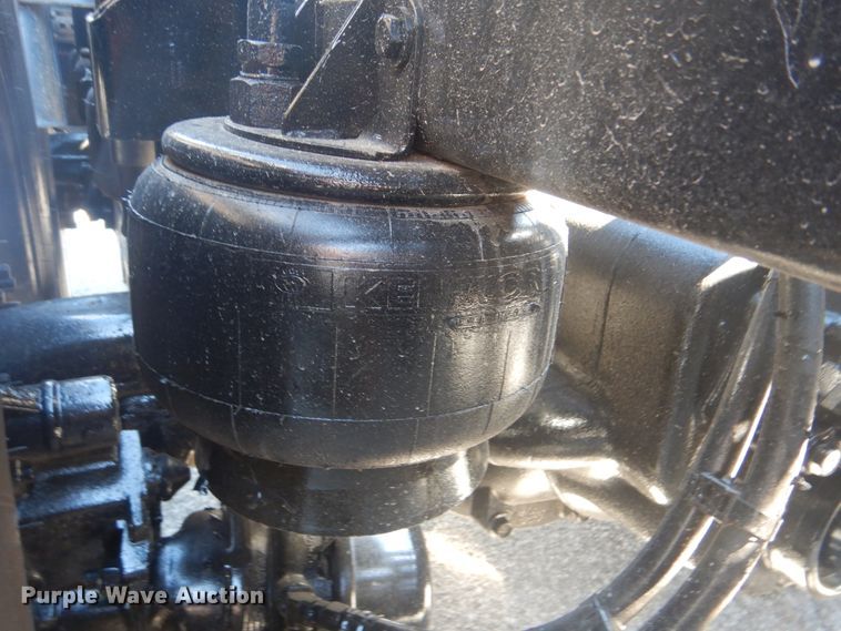 image for item DG8591 2012 Kenworth W900  semi truck