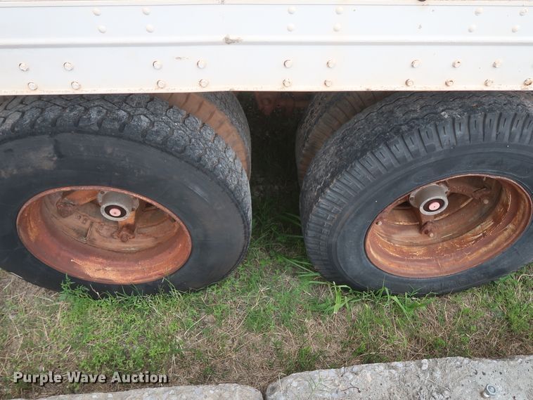 image for item DH0913 1976 Copco ESC-150 dry van trailer