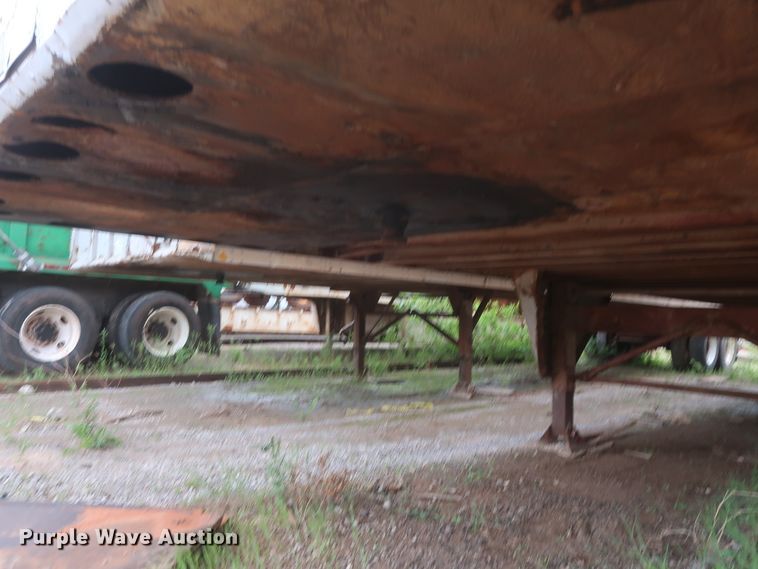 image for item DH0914 1971 Trailmobile dry van trailer