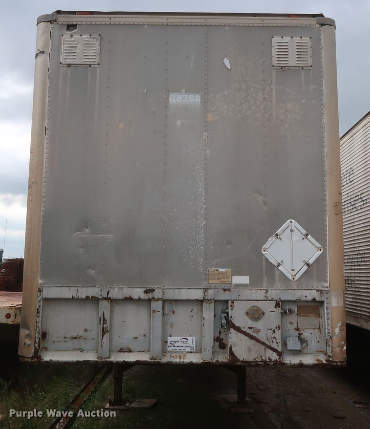 image for item DH0915 1977 Fruehauf E8-8801-42 dry van trailer