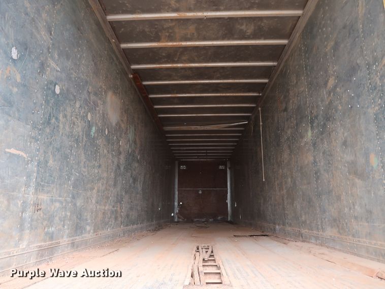 image for item DH0915 1977 Fruehauf E8-8801-42 dry van trailer