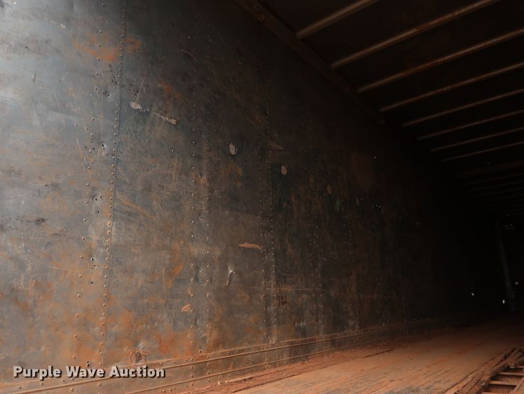 image for item DH0915 1977 Fruehauf E8-8801-42 dry van trailer