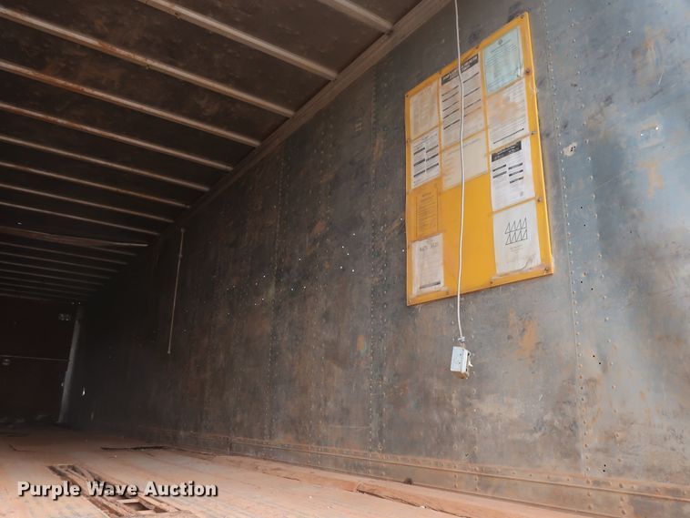 image for item DH0915 1977 Fruehauf E8-8801-42 dry van trailer