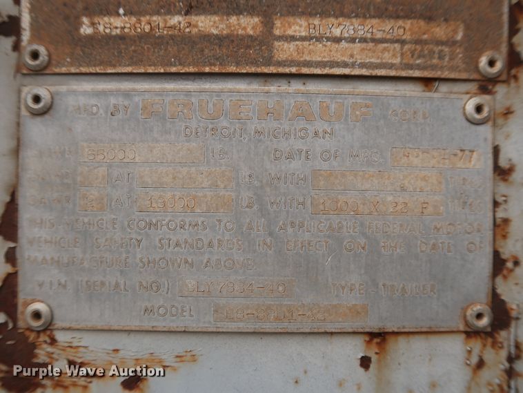 image for item DH0915 1977 Fruehauf E8-8801-42 dry van trailer