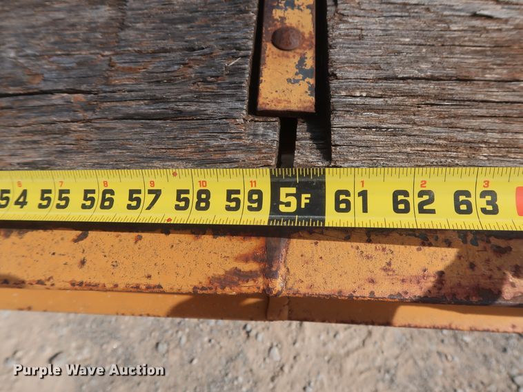 image for item DH0916 2006 Econoline MP1223DE equipment trailer