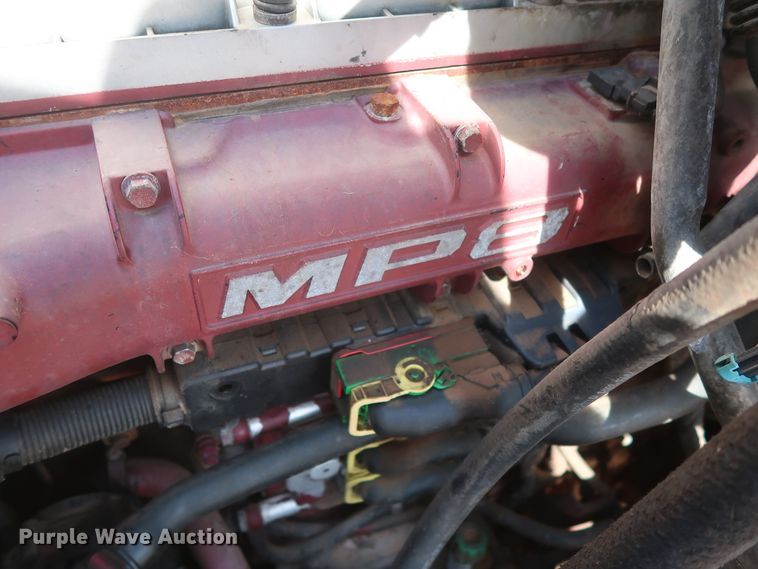 image for item DH0920 2010 Mack CHU613  semi truck