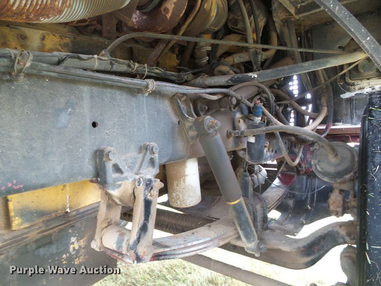 image for item DH4924 1989 Freightliner FLA  semi truck