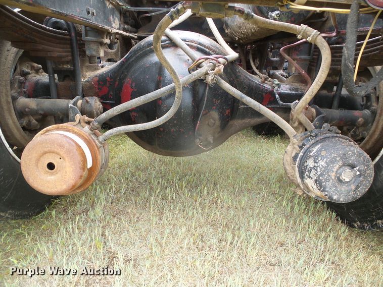 image for item DH4924 1989 Freightliner FLA  semi truck