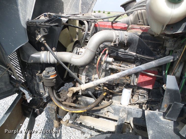 image for item DH4933 1997 Volvo WIA  semi truck