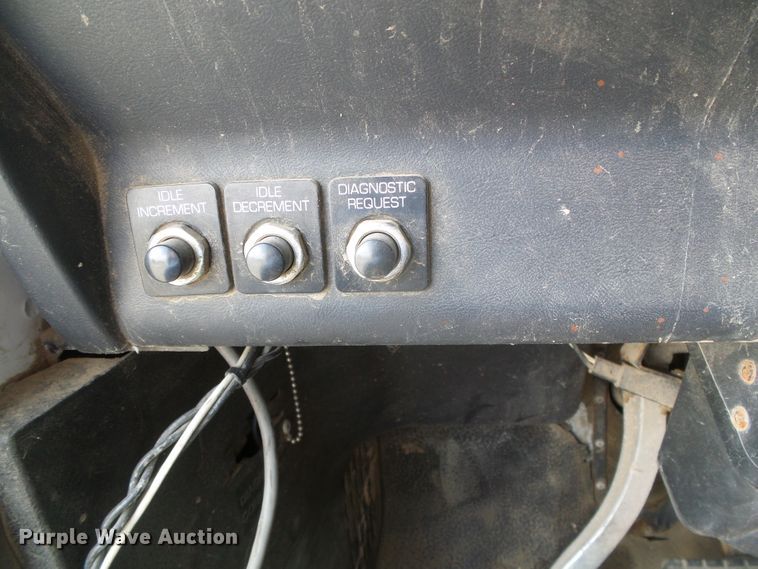 image for item DH4933 1997 Volvo WIA  semi truck