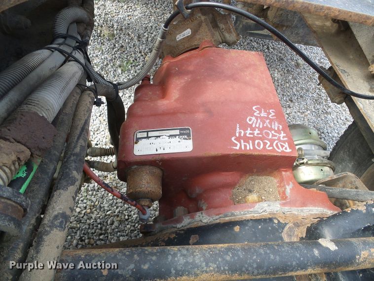 image for item DH4933 1997 Volvo WIA  semi truck