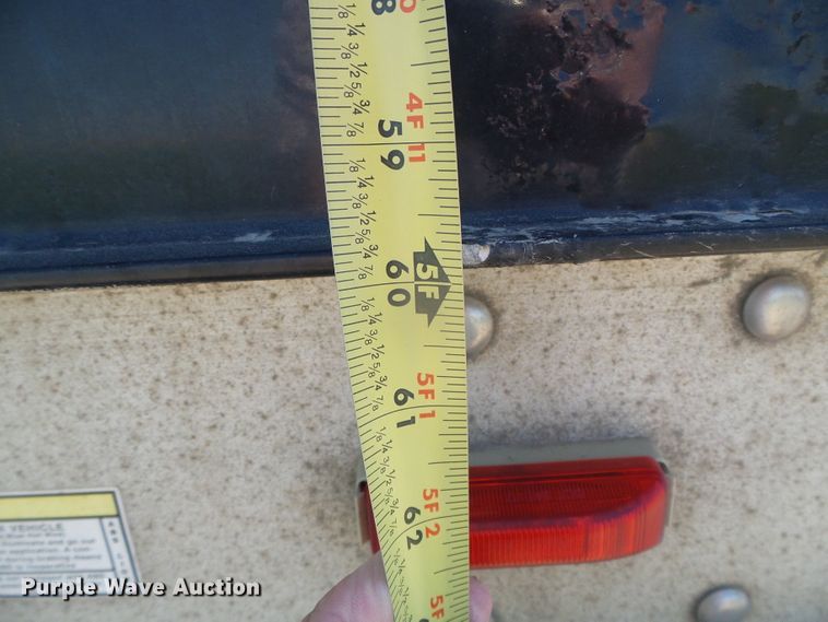 image for item DH4944 2004 Jet double hopper bottom grain trailer