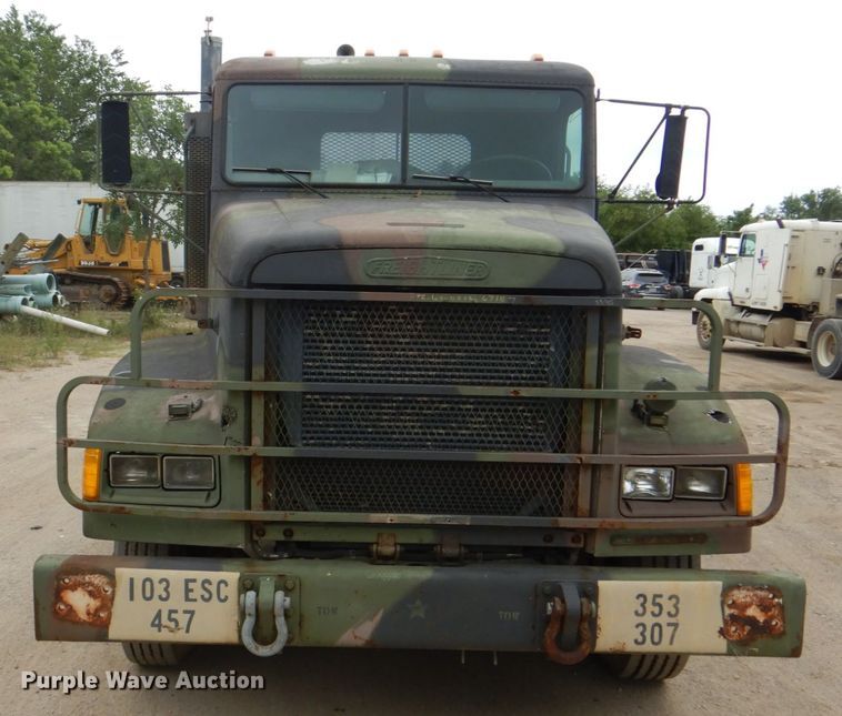 image for item DH5334 1992 Freightliner M915A2  semi truck