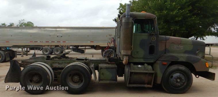 image for item DH5334 1992 Freightliner M915A2  semi truck