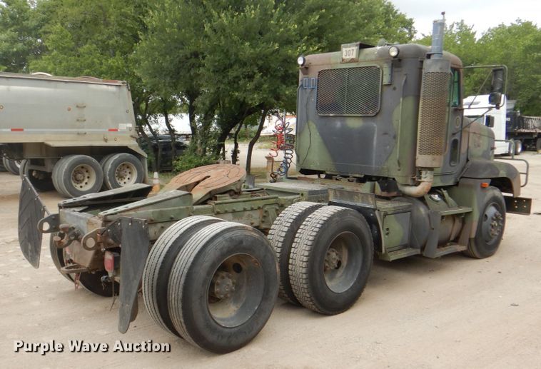 image for item DH5334 1992 Freightliner M915A2  semi truck