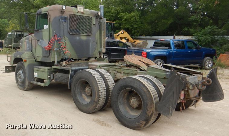 image for item DH5334 1992 Freightliner M915A2  semi truck